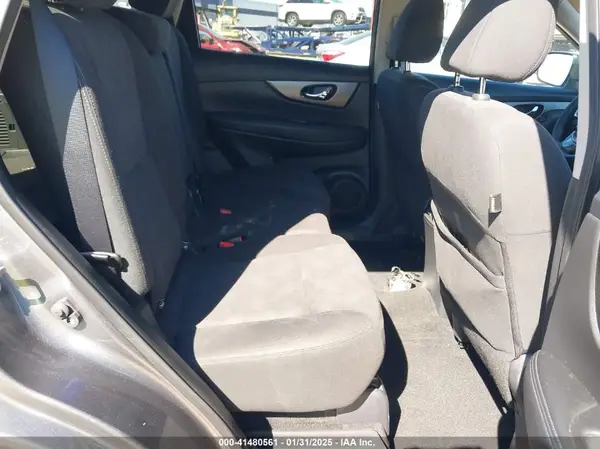 KNMAT2MT6GP685599 2016 NISSAN ROGUE - Image 8