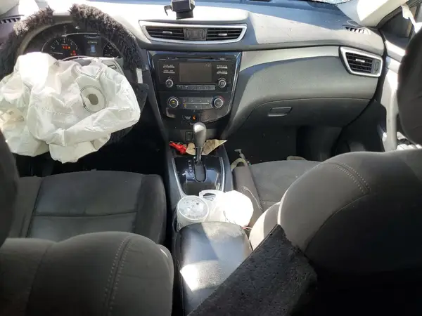 KNMAT2MT6GP687322 2016 NISSAN ROGUE - Image 8