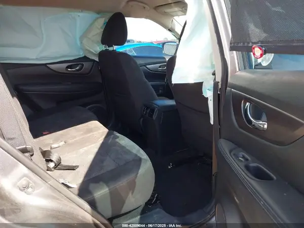KNMAT2MT6GP691306 2016 NISSAN ROGUE - Image 8