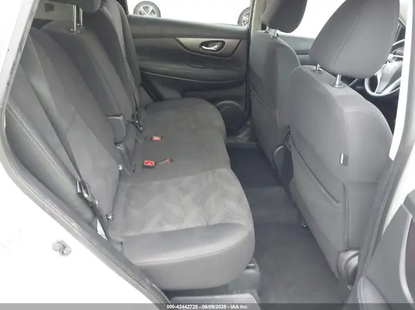 KNMAT2MT6GP705656 2016 NISSAN ROGUE - Image 8