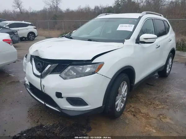 KNMAT2MT6GP715684 2016 NISSAN ROGUE - Image 2