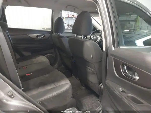 KNMAT2MT6GP723090 2016 NISSAN ROGUE - Image 8
