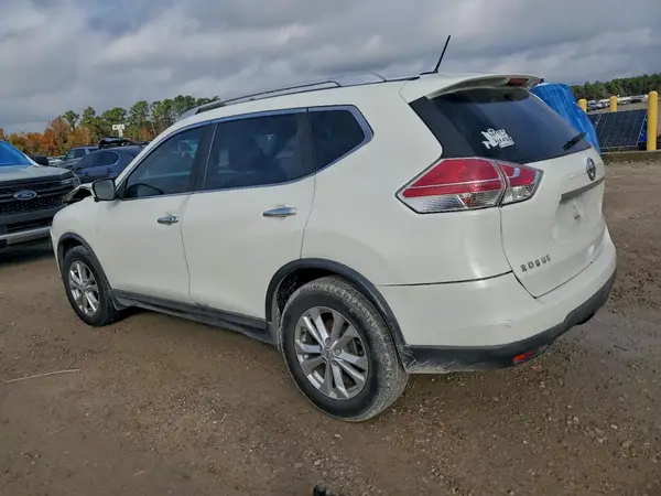 KNMAT2MT6GP723588 2016 NISSAN ROGUE - Image 2