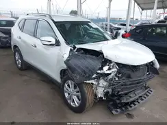 KNMAT2MT6GP727298 2016 NISSAN ROGUE