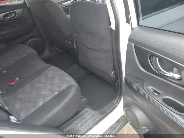 KNMAT2MT6GP727303 2016 NISSAN ROGUE - Image 8