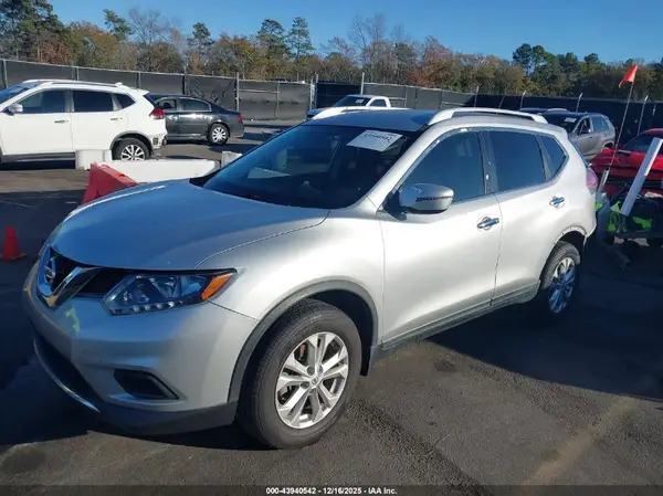 KNMAT2MT6GP727480 2016 NISSAN ROGUE - Image 2