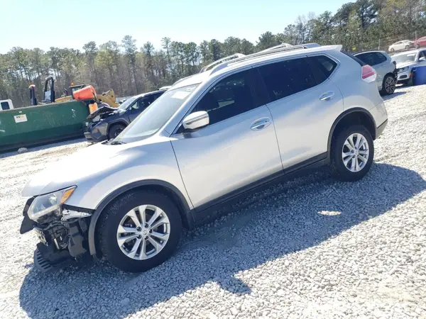 KNMAT2MT6GP732940 2016 NISSAN ROGUE - Image 1