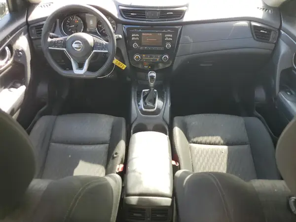 KNMAT2MT6HP500520 2017 NISSAN ROGUE - Image 8