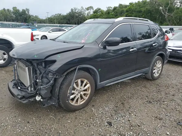 KNMAT2MT6HP501697 2017 NISSAN ROGUE - Image 1