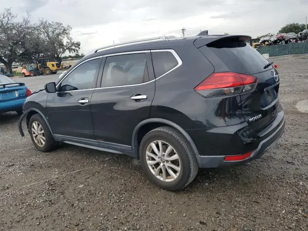 KNMAT2MT6HP501697 2017 NISSAN ROGUE - Image 2