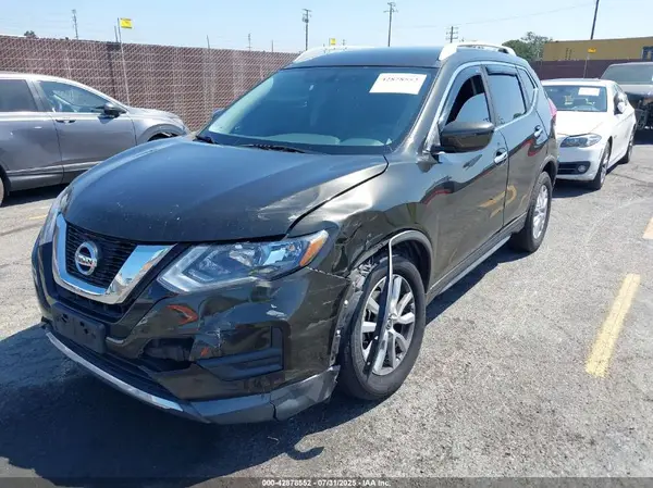 KNMAT2MT6HP508889 2017 NISSAN ROGUE - Image 2