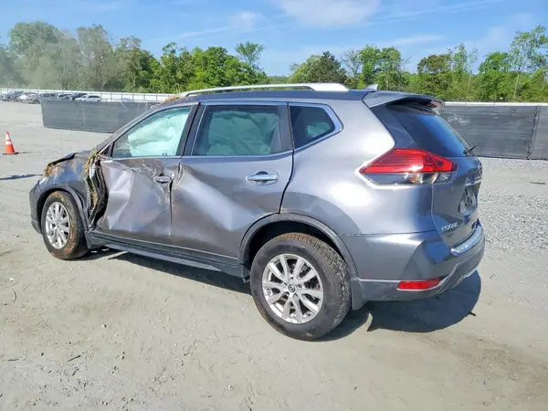 KNMAT2MT6HP508939 2017 NISSAN ROGUE - Image 2
