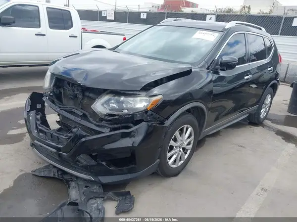 KNMAT2MT6HP510870 2017 NISSAN ROGUE - Image 2