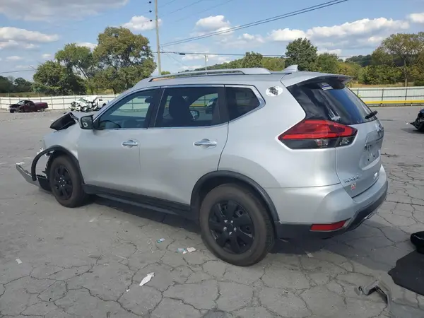KNMAT2MT6HP518919 2017 NISSAN ROGUE - Image 2