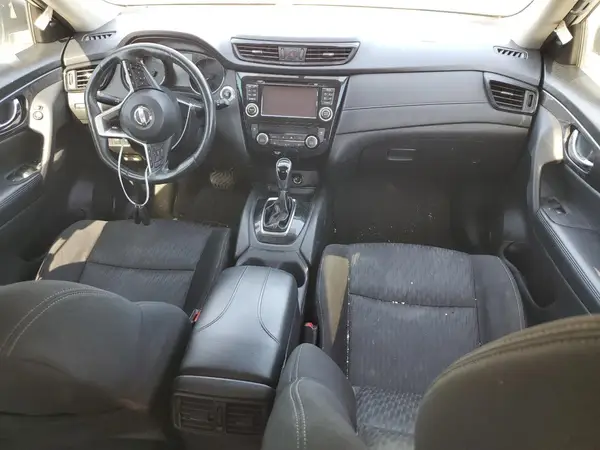 KNMAT2MT6HP519813 2017 NISSAN ROGUE - Image 8