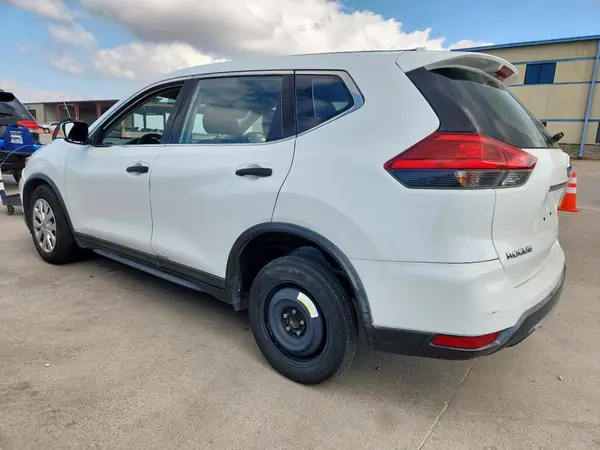 KNMAT2MT6HP521481 2017 NISSAN ROGUE - Image 2