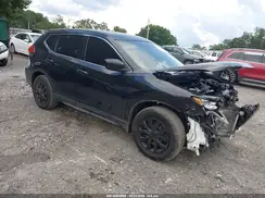 KNMAT2MT6HP523988 2017 NISSAN ROGUE