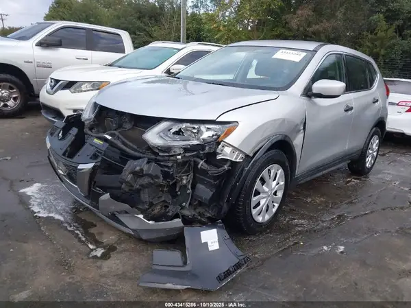 KNMAT2MT6HP532108 2017 NISSAN ROGUE - Image 2