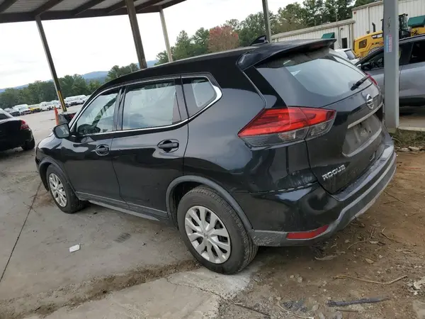 KNMAT2MT6HP540743 2017 NISSAN ROGUE - Image 2