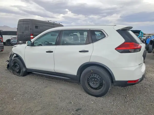 KNMAT2MT6HP544601 2017 NISSAN ROGUE - Image 2
