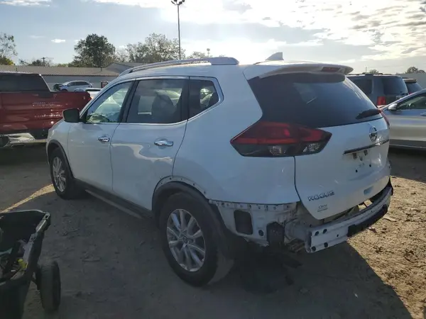 KNMAT2MT6HP546414 2017 NISSAN ROGUE - Image 2
