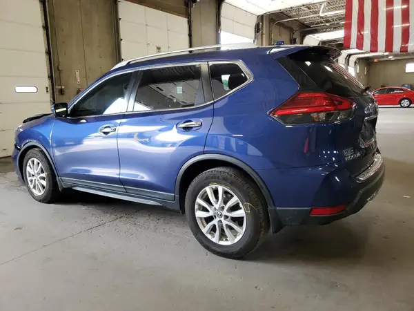 KNMAT2MT6HP550916 2017 NISSAN ROGUE - Image 2