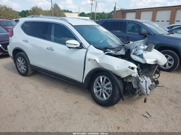 KNMAT2MT6HP583155 2017 NISSAN ROGUE - Image 1