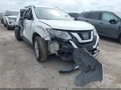 KNMAT2MT6HP586640 2017 NISSAN ROGUE
