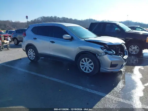 KNMAT2MT6HP596651 2017 NISSAN ROGUE - Image 1