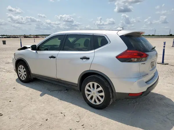 KNMAT2MT6HP598531 2017 NISSAN ROGUE - Image 2