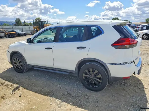 KNMAT2MT6HP599016 2017 NISSAN ROGUE - Image 2