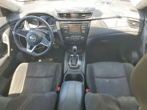 KNMAT2MT6HP605140 2017 NISSAN ROGUE - Image 8
