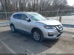 KNMAT2MT6HP605414 2017 NISSAN ROGUE