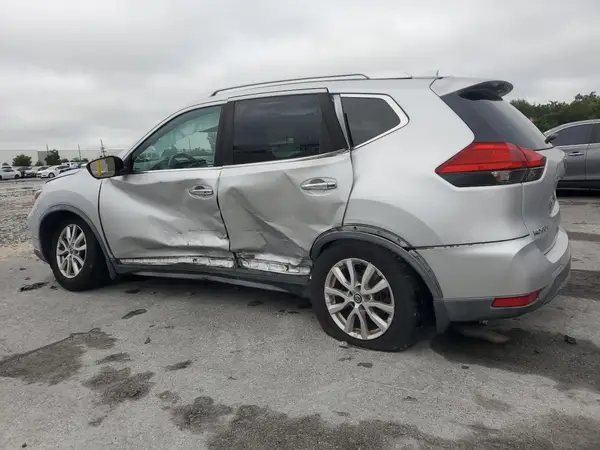 KNMAT2MT6HP606580 2017 NISSAN ROGUE - Image 2