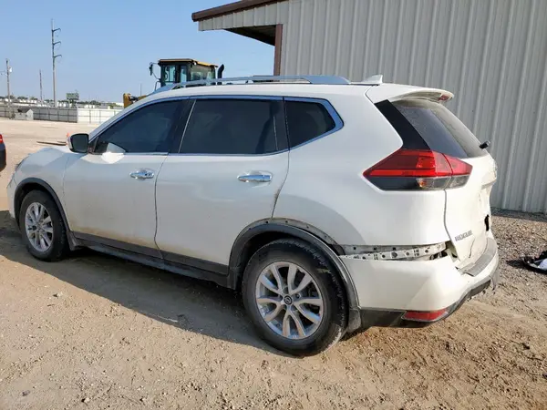 KNMAT2MT6HP607681 2017 NISSAN ROGUE - Image 2