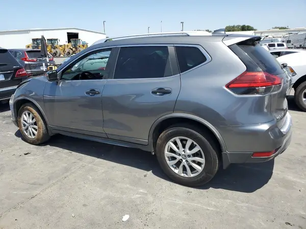 KNMAT2MT6HP608832 2017 NISSAN ROGUE - Image 2