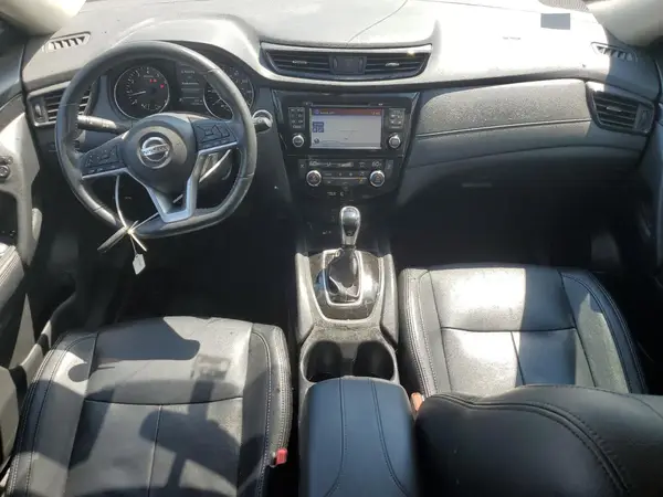 KNMAT2MT6HP609446 2017 NISSAN ROGUE - Image 8