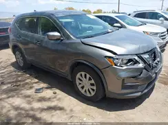 KNMAT2MT6HP610077 2017 NISSAN ROGUE