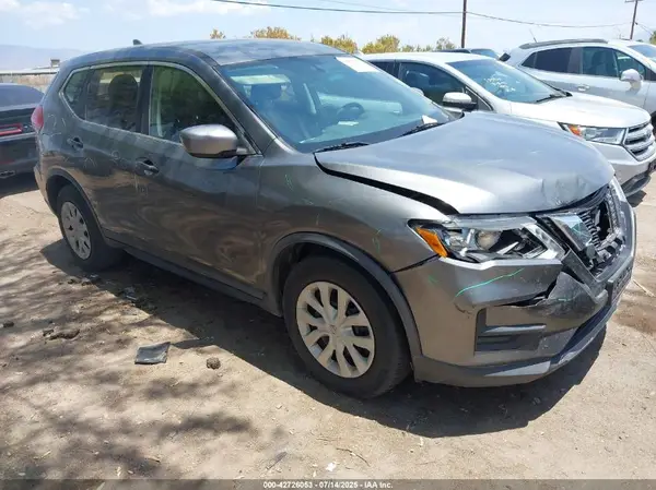 KNMAT2MT6HP610077 2017 NISSAN ROGUE - Image 1