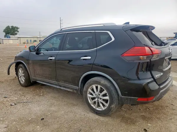 KNMAT2MT6HP610631 2017 NISSAN ROGUE - Image 2