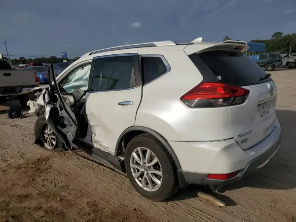 KNMAT2MT6HP612296 2017 NISSAN ROGUE - Image 2