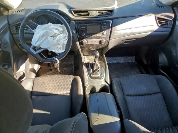 KNMAT2MT6HP613724 2017 NISSAN ROGUE - Image 8