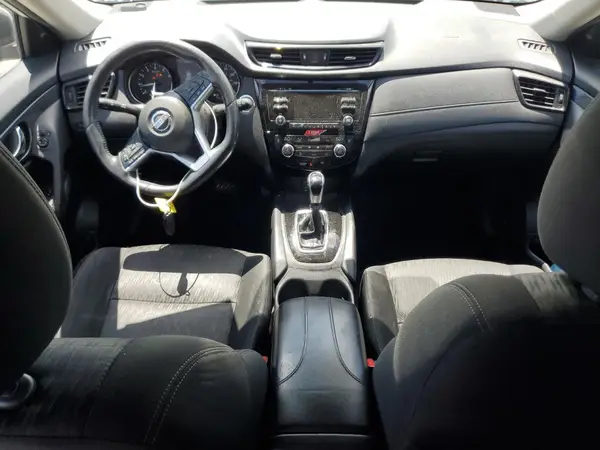 KNMAT2MT6HP613772 2017 NISSAN ROGUE - Image 8