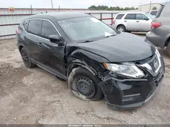 KNMAT2MT6HP614632 2017 NISSAN ROGUE