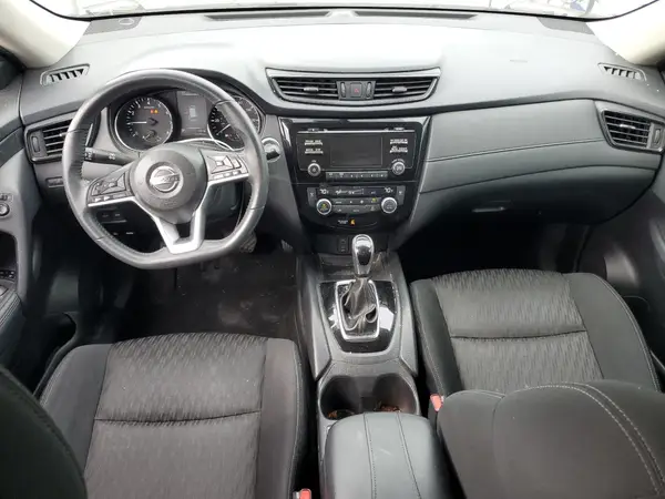 KNMAT2MT6HP615005 2017 NISSAN ROGUE - Image 8