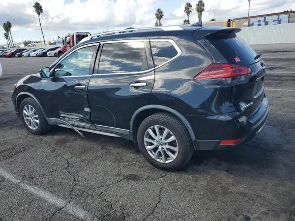 KNMAT2MT6JP507067 2018 NISSAN ROGUE - Image 2