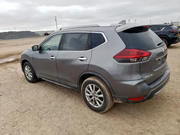 KNMAT2MT6JP517131 2018 NISSAN ROGUE - Image 2