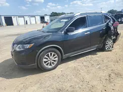 KNMAT2MT6JP520093 2018 NISSAN ROGUE