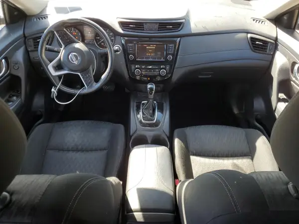 KNMAT2MT6JP520806 2018 NISSAN ROGUE - Image 8