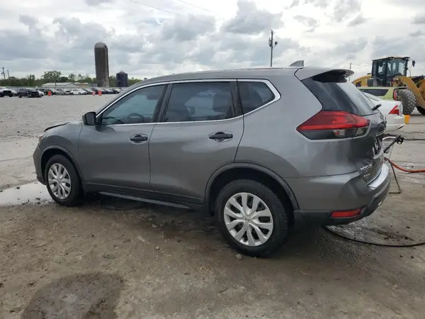 KNMAT2MT6JP528369 2018 NISSAN ROGUE - Image 2